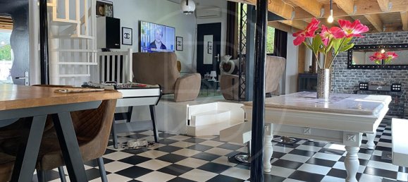 3 bedrooms House in Montcaret, France No. 303222 4