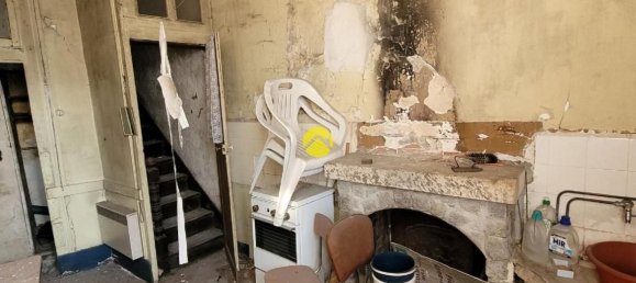 Casa de 2 dormitorios en Reuilly, France No. 92195 10