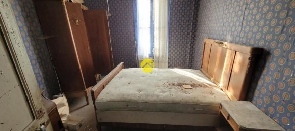 Casa de 2 dormitorios en Reuilly, France No. 92195 12