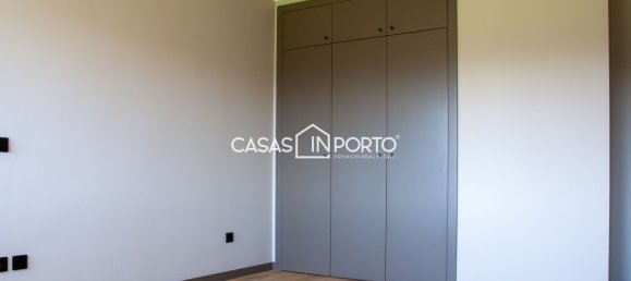4 Schlafzimmer Doppelhaus in Porto, Portugal, Nr. 117591 25
