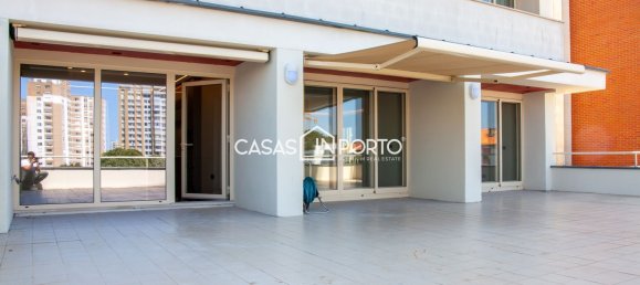 4 Schlafzimmer Doppelhaus in Porto, Portugal, Nr. 117591 47