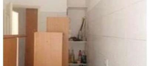 Квартира с 4 комнатами в Чинизелло Бальсамо, Италия № 2514 2