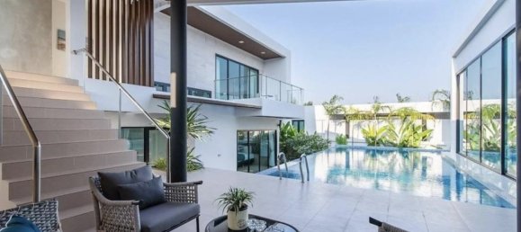 3 bedrooms Villa in Pattaya, Thailand No. 62624 3