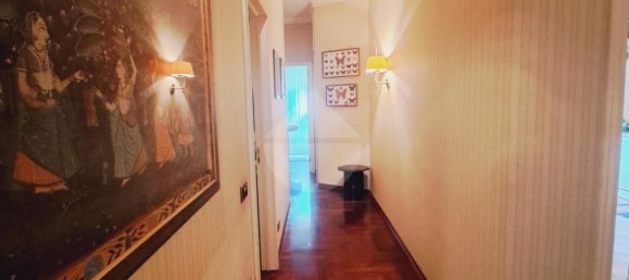 4 rooms Apartment in Bari, Italy No. 25204 2