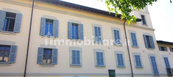Apartamento de 2 dormitorios en Parabiago, Italy No. 360118 24