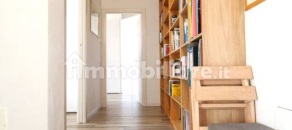 Apartamento de 2 dormitorios en Parabiago, Italy No. 360118 13