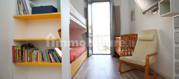 Apartamento de 2 dormitorios en Parabiago, Italy No. 360118 18