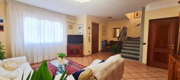 3 غرف نوم منزل في Capannori, Italy رقم 257807 9