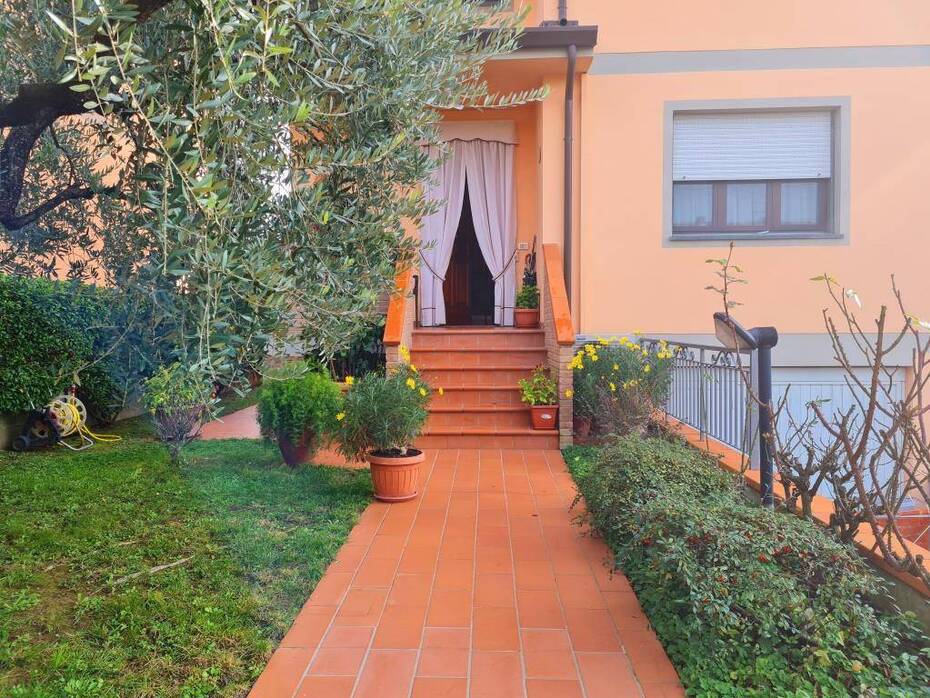 3 غرف نوم منزل في Capannori, Italy رقم 257807