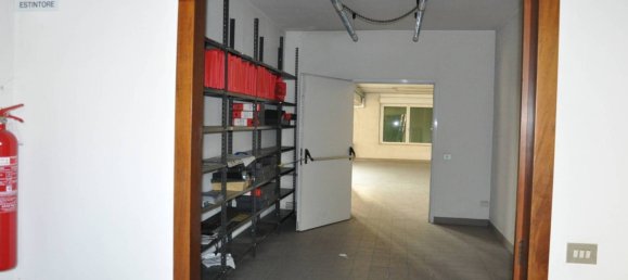 4-salle Propriété commerciale à Costa Masnaga, Italy No. 105044 14