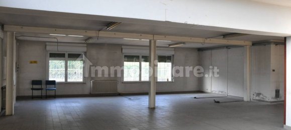 4-salle Propriété commerciale à Costa Masnaga, Italy No. 105044 8