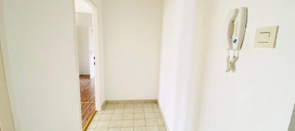 3 rooms Apartment in St. Polten, Austria No. 153265 4