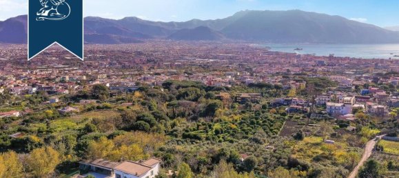 6 bedrooms Villa in Naples, Italy No. 354924 4