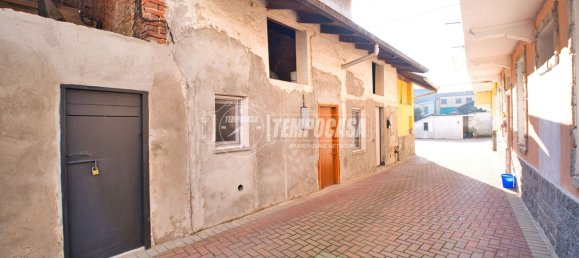 Studio in Romentino, Italy No. 77089 16