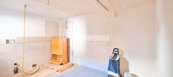 Studio in Romentino, Italy No. 77089 15