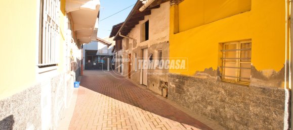 Studio in Romentino, Italy No. 77089 8