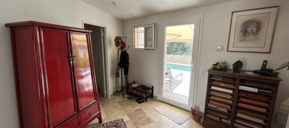 4 bedrooms Villa in Saint-Quentin-la-Poterie, France No. 360902 15