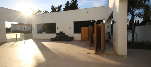 3 Schlafzimmer Villa in Marbella, Spain, Nr. 57678 18