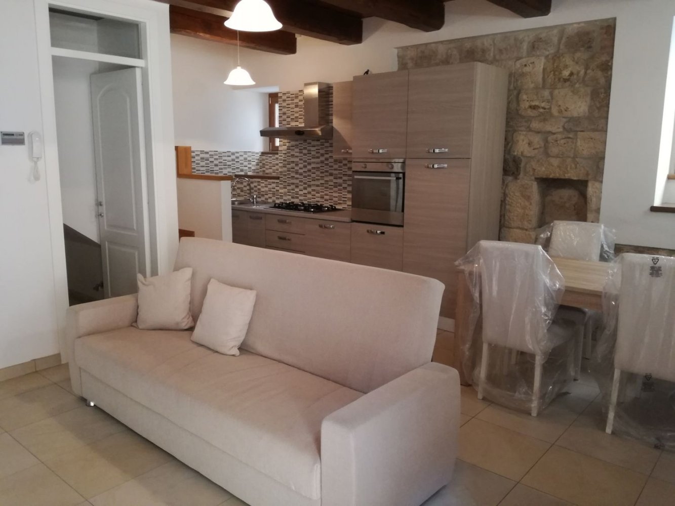 4 rooms Apartment in San Benedetto del Tronto, Italy No. 16346