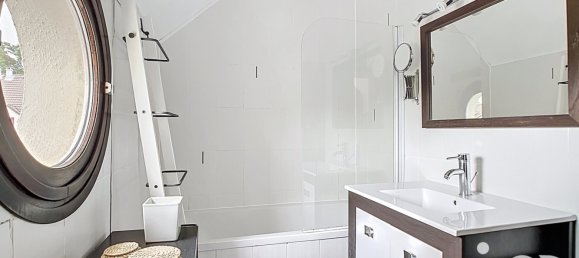 3 Schlafzimmer Haus in Vaux-le-Penil, France, Nr. 345279 9