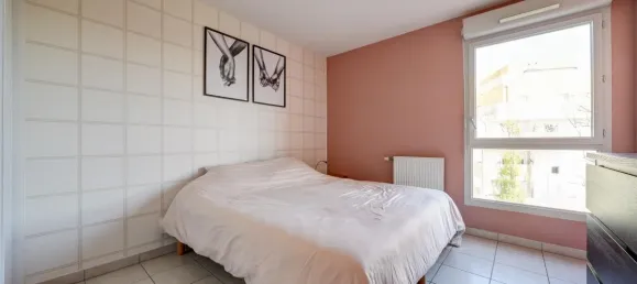 Apartamento de 3 dormitorios en Venissieux, France No. 351117 7