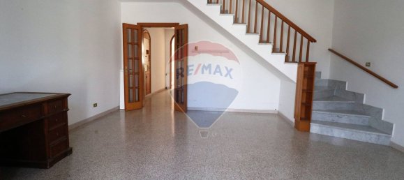 5 rooms Apartment in Matera, Italy No. 17233 11