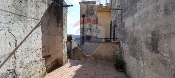 5 rooms Apartment in Matera, Italy No. 17233 23