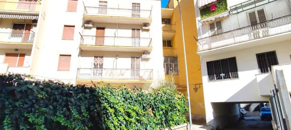 2 bedrooms Apartment in Foggia, Italy No. 315730 2