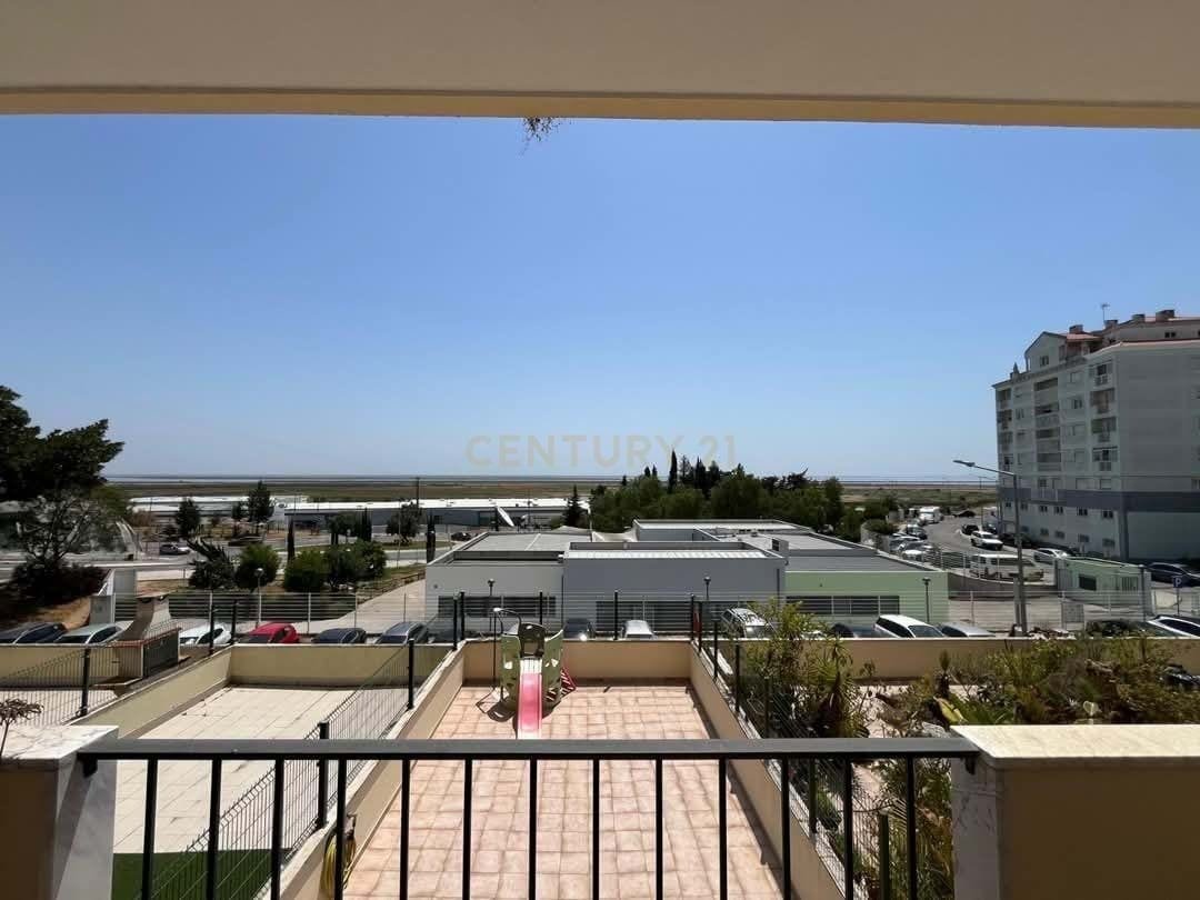 3 bedrooms Apartment in Vila Franca de Xira, Portugal No. 250562