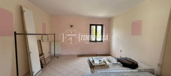 5 bedrooms Villa in Villafranca d'Asti, Italy No. 298108 10