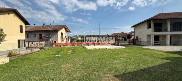5 bedrooms Villa in Villafranca d'Asti, Italy No. 298108 32