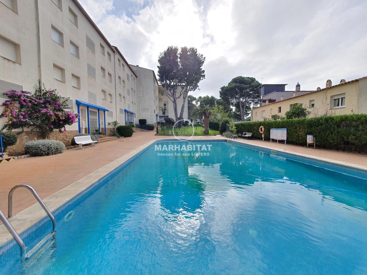 2 bedrooms Apartment in L'Escala, Spain No. 62570