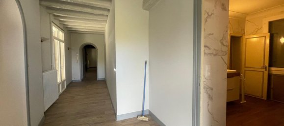 4 bedrooms House in Loches, France No. 80956 5