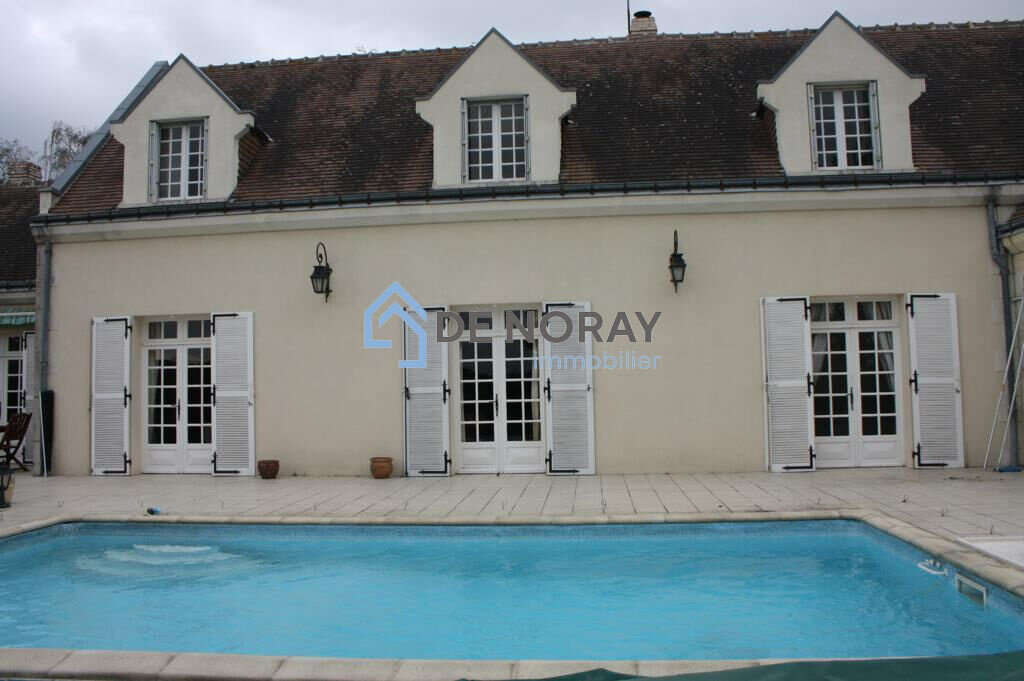 4 bedrooms House in Loches, France No. 80956