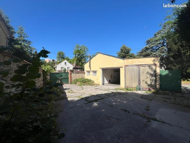 3 rooms House in Saint-Ouen-l'Aumone, France No. 359681