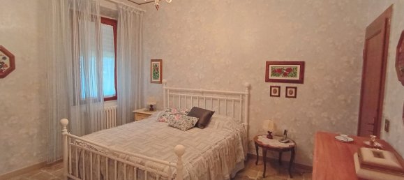 Apartamento T4 em Gambassi Terme, Italy N.º 320872 10