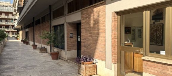 3 bedrooms Apartment in Rome, Italy No. 304104 20