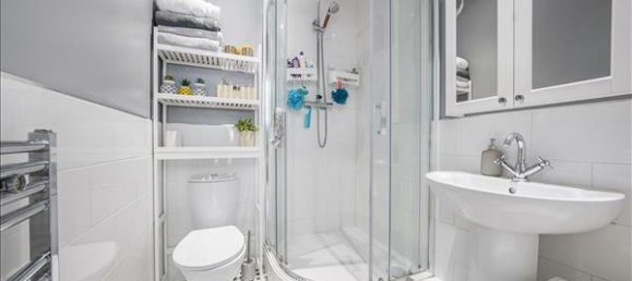 2 Schlafzimmer Wohnung in Mitcham, United Kingdom, Nr. 7260 8