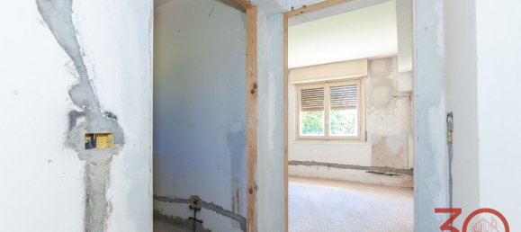 Квартира с 2 комнатами в Традате, Италия № 294399 15