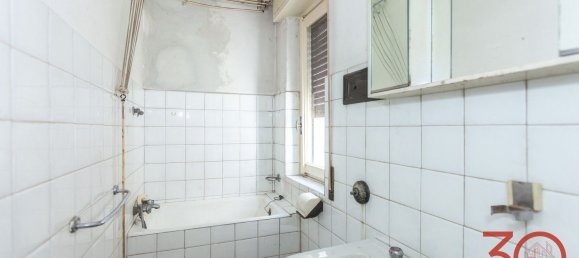 Квартира с 2 комнатами в Традате, Италия № 294399 25