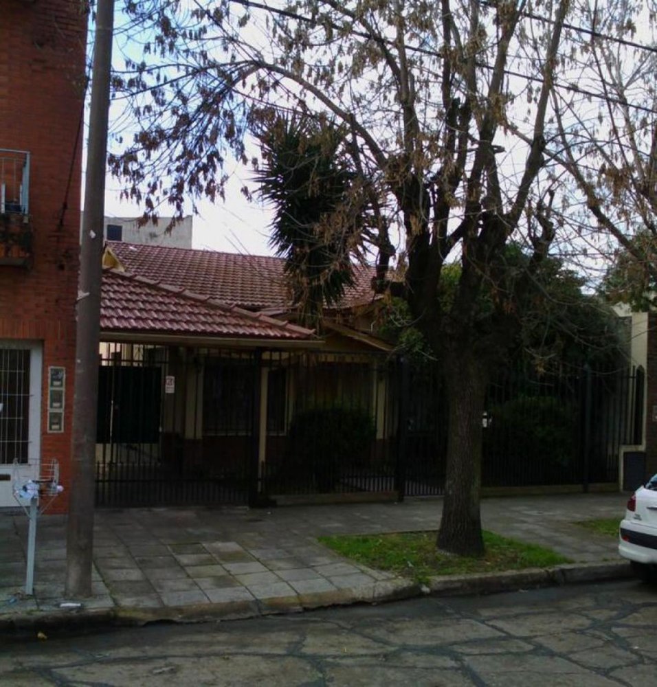 3 bedrooms House in General San Martin, Argentina No. 2557