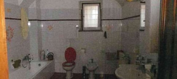 Apartamento de 4 divisões em Albano Sant'Alessandro, Italy N.º 6087 12