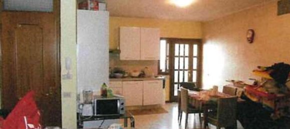 Apartamento de 4 divisões em Albano Sant'Alessandro, Italy N.º 6087 43