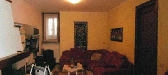 Apartamento de 4 divisões em Albano Sant'Alessandro, Italy N.º 6087 9