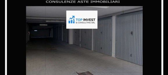 Apartamento de 4 divisões em Albano Sant'Alessandro, Italy N.º 6087 38