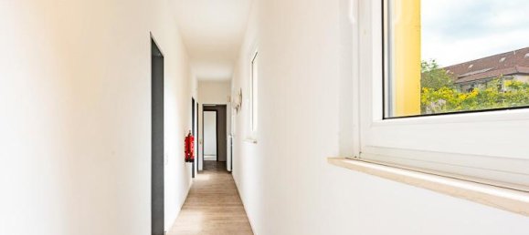 Edificio de 27 habitaciónes en Duisburg, Germany No. 271434 13