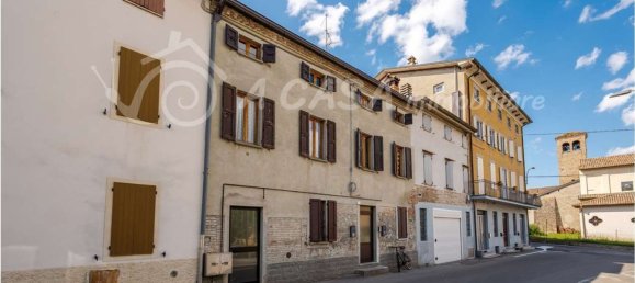 5 chambres Appartement à Felino, Italy No. 379074 3