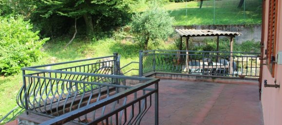 15-Zimmer Villa in Carrara, Italy, Nr. 48146 8