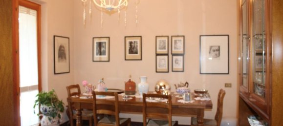 15-Zimmer Villa in Carrara, Italy, Nr. 48146 10