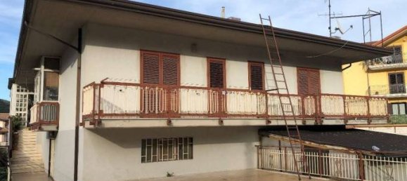 4 bedrooms Apartment in Monteforte Irpino, Italy No. 93719 4